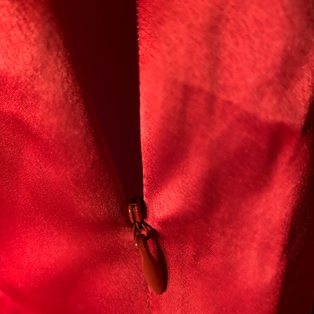 NWOT New York & Company Ruby Red Silky Embellished V-Neck Top 16 Fits like a 14. - Picture 9 of 9
